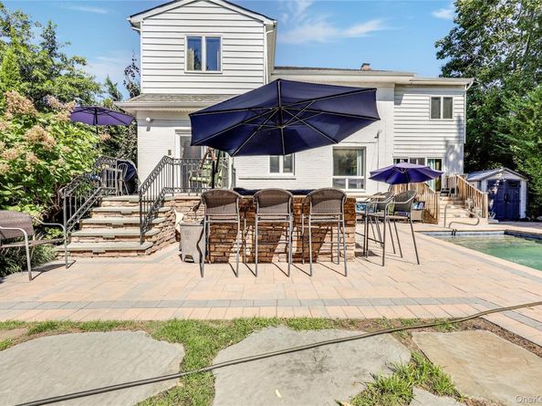 19 Margaret Avenue, Lawrence NY 11559