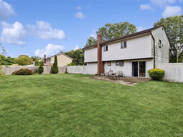 127 Floral Park Street, Islip Terrace NY 11752