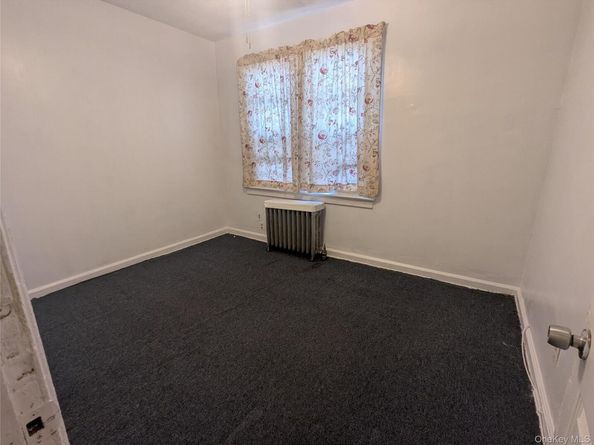 27 Hoff Court, Hempstead NY 11550