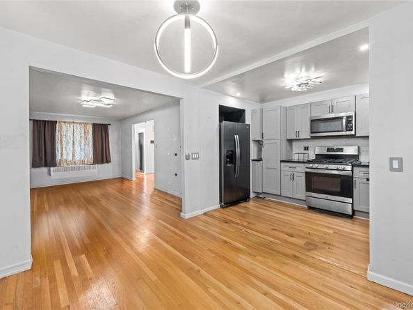1103 Adee Avenue, Bronx NY 10469