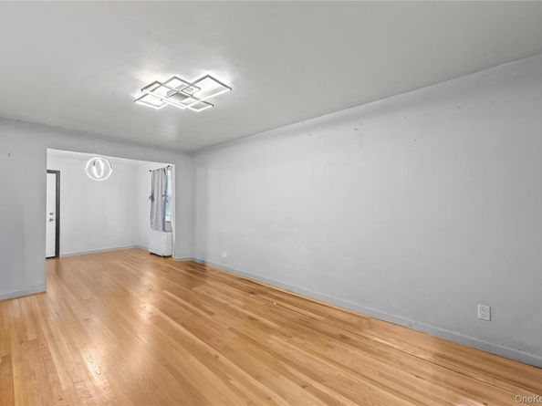 1103 Adee Avenue, Bronx NY 10469