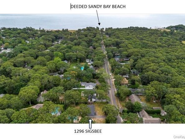 1295 Sigsbee Road, Mattituck NY 11952
