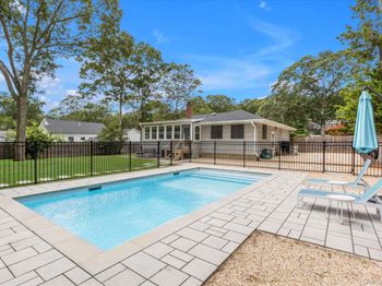 1295 Sigsbee Road