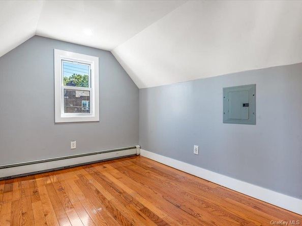176-27 NW Sunbury Road, Jamaica NY 11434