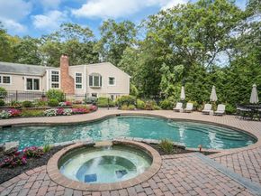 5 Butternut Court, Dix Hills NY 11746