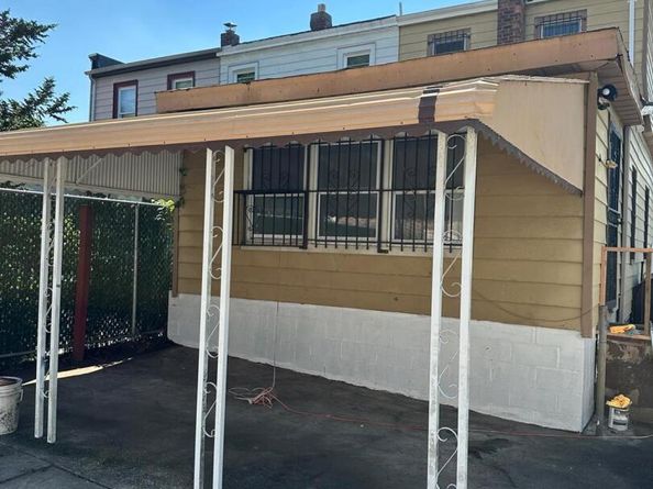 218-17 109th Avenue, Queens Village NY 11429