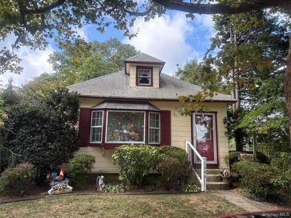 1346 Bellmore Avenue, North Bellmore NY 11710