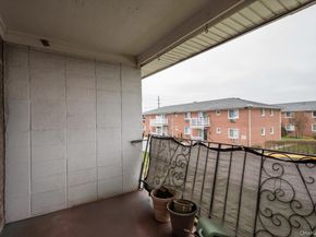 630 Fulton Street T6, Farmingdale NY 11735
