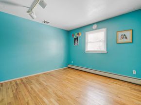 3 New Jersey Court, Dix Hills NY 11746