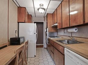 151-31 88th Street 1C, Howard Beach NY 11414