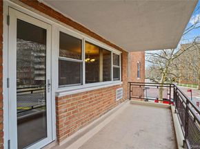151-31 88th Street 1C, Howard Beach NY 11414