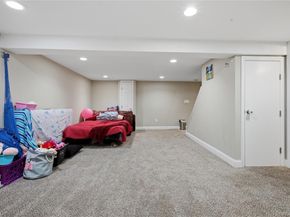 5 Wheeler Court, Deer Park NY 11729