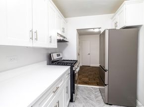 10-40 Neilson Street 1A, Far Rockaway NY 11691