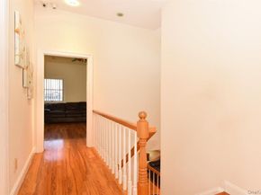 300 Pennsylvania Avenue, Mineola NY 11501