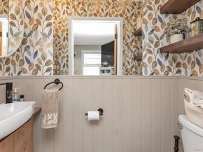 17 Everett Street, Lynbrook NY 11563