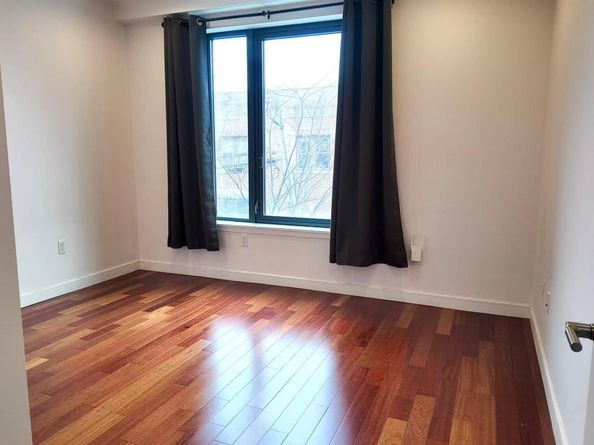 3260 106th Street 2C, East Elmhurst NY 11369