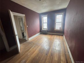 86-03 102 Street 2D, Richmond Hill NY 11418