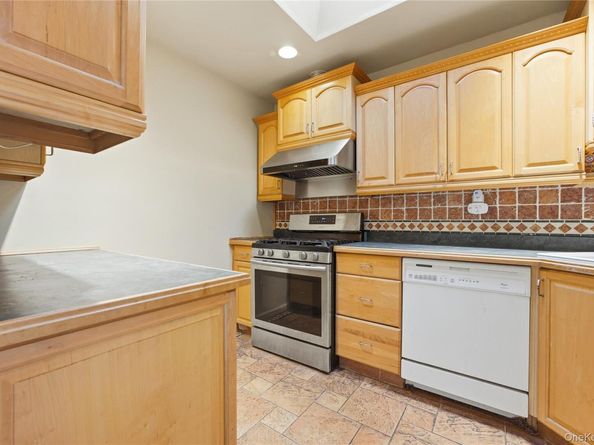 5-37 117th Street, College Point NY 11356