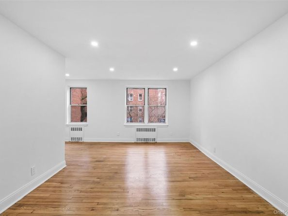 6535 Yellowstone Boulevard 2F, Forest Hills NY 11375