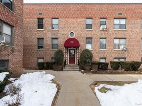 312 Richbell C4, Mamaroneck NY 10543