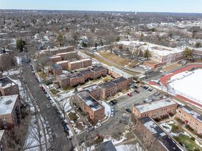 312 Richbell C4, Mamaroneck NY 10543