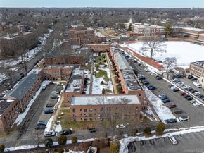 312 Richbell C4, Mamaroneck NY 10543