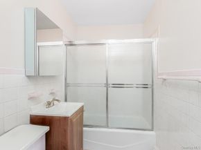 201 Shonnard Terrace, Yonkers NY 10701