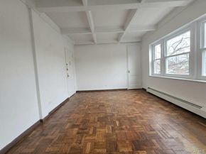 144-37 Grand Central Parkway 74E, Briarwood NY 11435