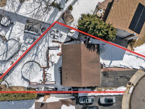 381 Robyn Place, East Meadow NY 11554