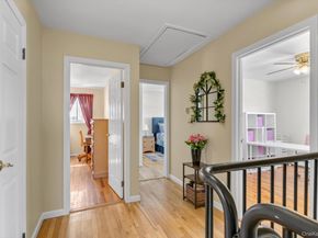 381 Robyn Place, East Meadow NY 11554