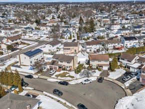 381 Robyn Place, East Meadow NY 11554