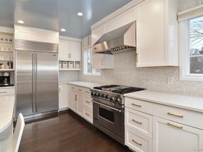 30 Locust Lane, Bronxville NY 10708