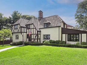 30 Locust Lane, Bronxville NY 10708
