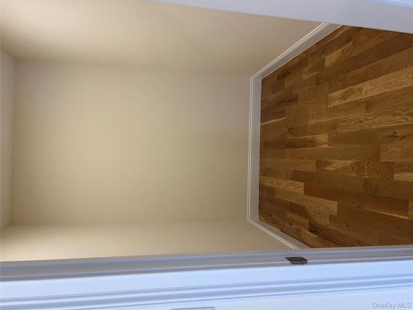 19 Sunlight Hill, Yonkers NY 10704