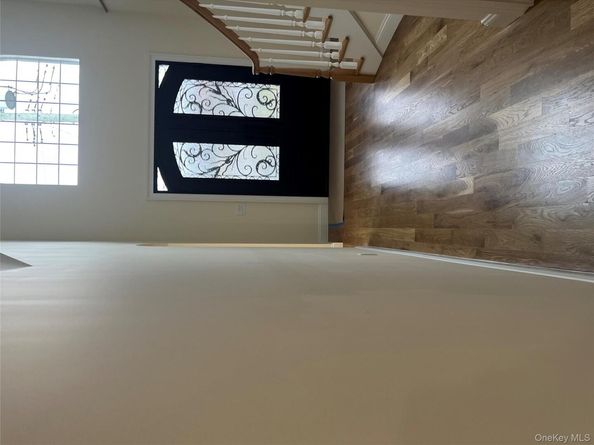 19 Sunlight Hill, Yonkers NY 10704