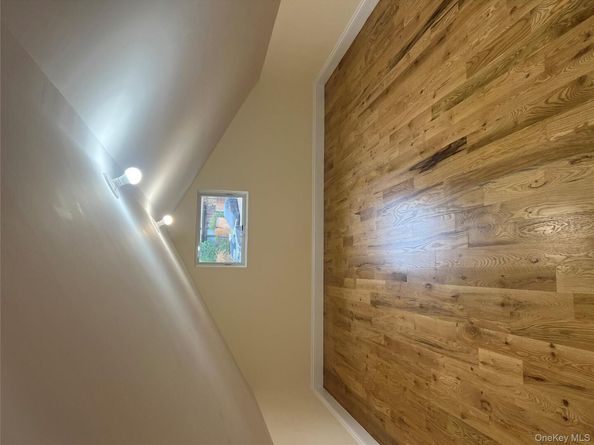 19 Sunlight Hill, Yonkers NY 10704