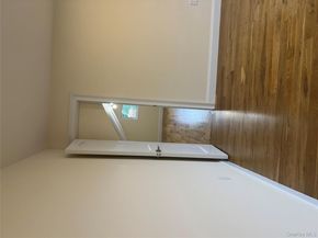 19 Sunlight Hill, Yonkers NY 10704