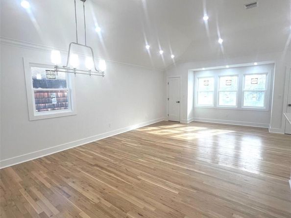 79 Railroad Street, Greenlawn NY 11740