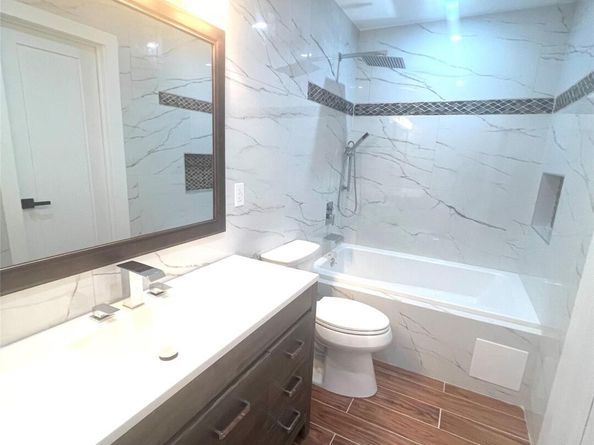 79 Railroad Street, Greenlawn NY 11740