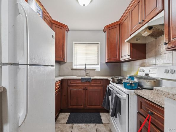 1679 Unionport Road, Bronx NY 10462