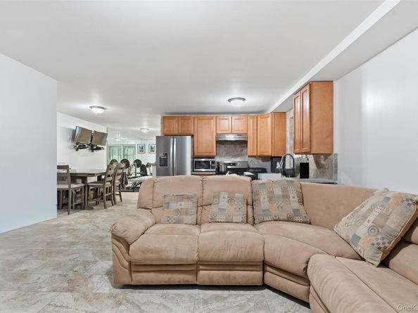 1679 Unionport Road, Bronx NY 10462