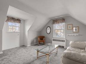 124 Kilburn Road S, Garden City South NY 11530