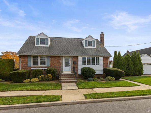 124 Kilburn Road S, Garden City South NY 11530