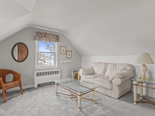 124 Kilburn Road S, Garden City South NY 11530