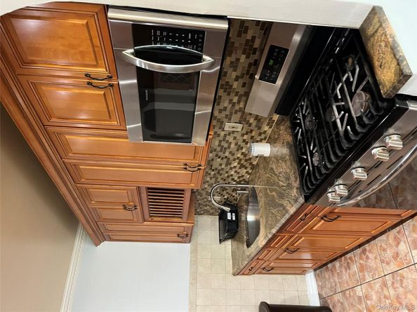 2546 Wilson Avenue, Bronx NY 10469