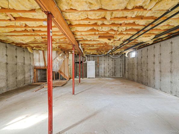 1 Wendy Drive, Farmingville NY 11738