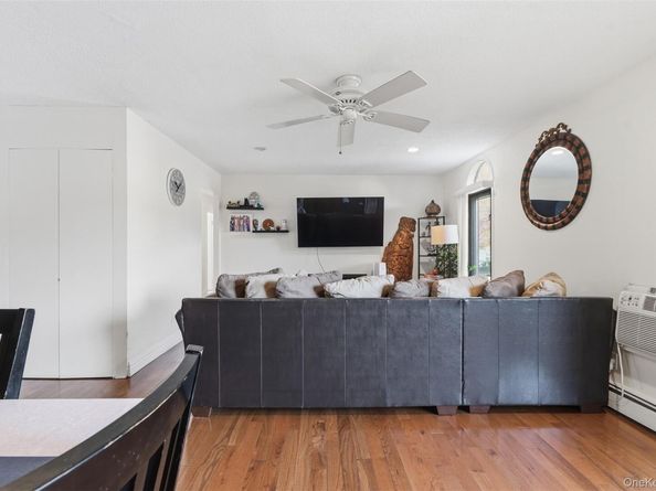 11 Granada Cres 6, White Plains NY 10603