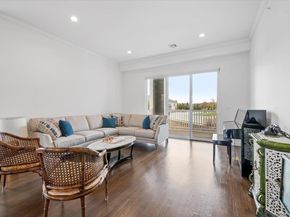 240 Fall Court, Elwood NY 11731