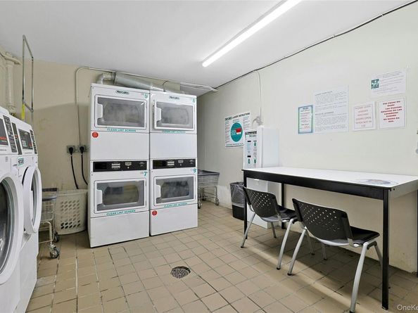 2545 Sedgwick Avenue 3, Bronx NY 10468