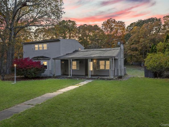 10 West Street, Middle Island NY 11953